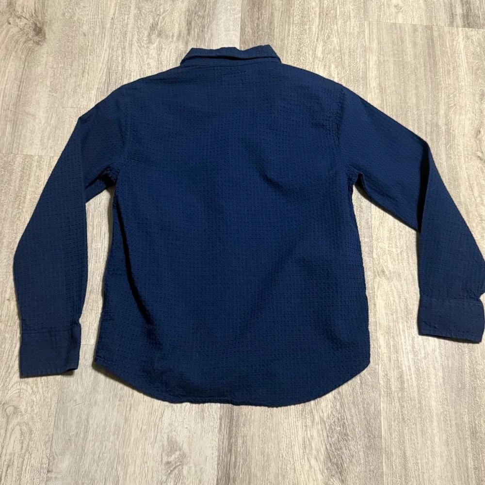 Old Navy features buttons casual
